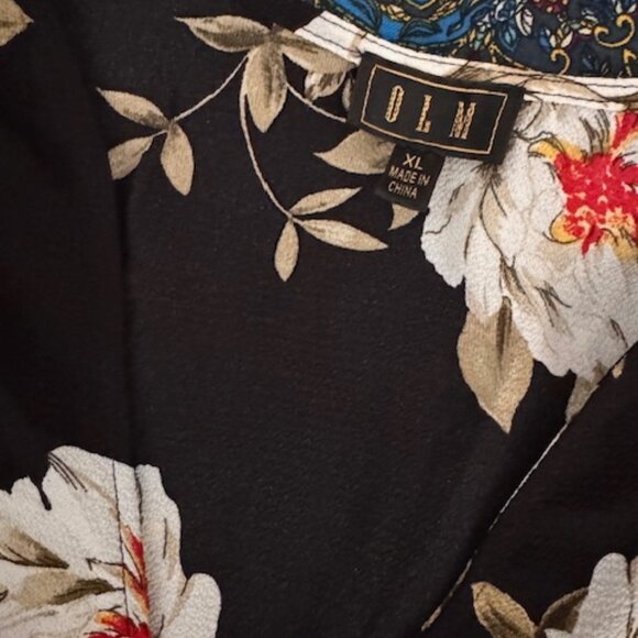 OLM – Blusa floral negra con amarre (Lightweight blouse with floral print) - Picture 5 of 5